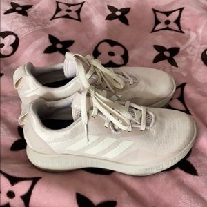Pink Addias bounce running shoes💓